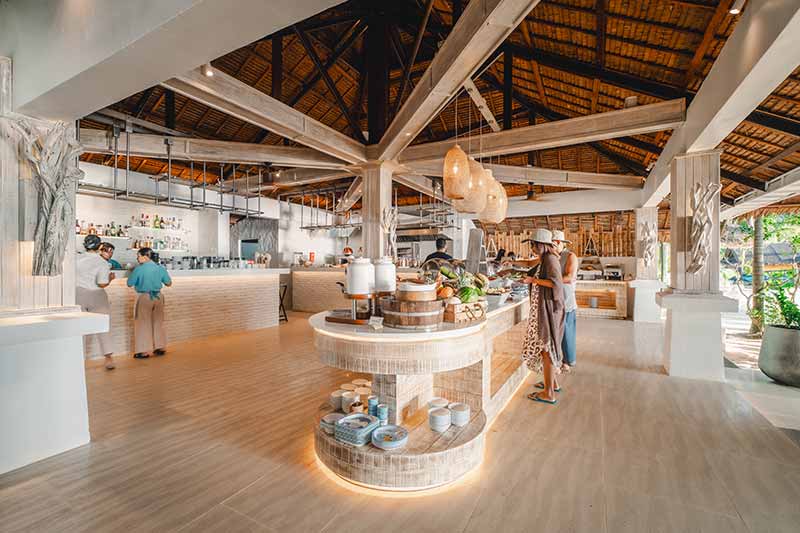 TreeHouse_Villas_E3_Seafood_Terrace_1-(4)