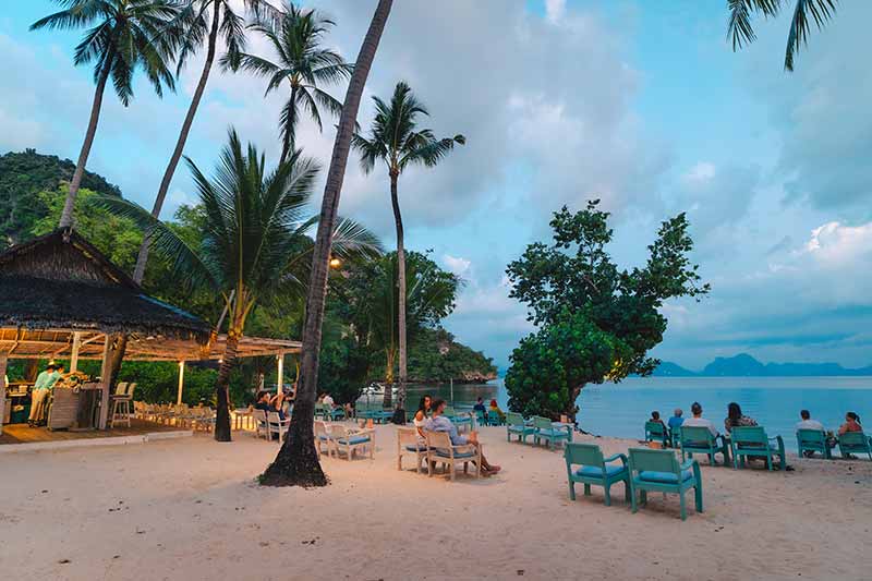 TreeHouse_Villas_E4_Sundowners-Bar_1-(1)