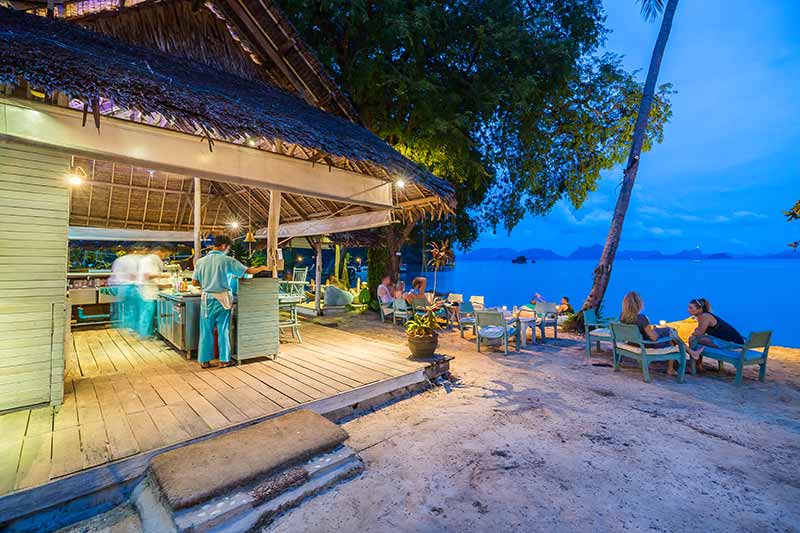 TreeHouse_Villas_E4_Sundowners-Bar_1-(2)