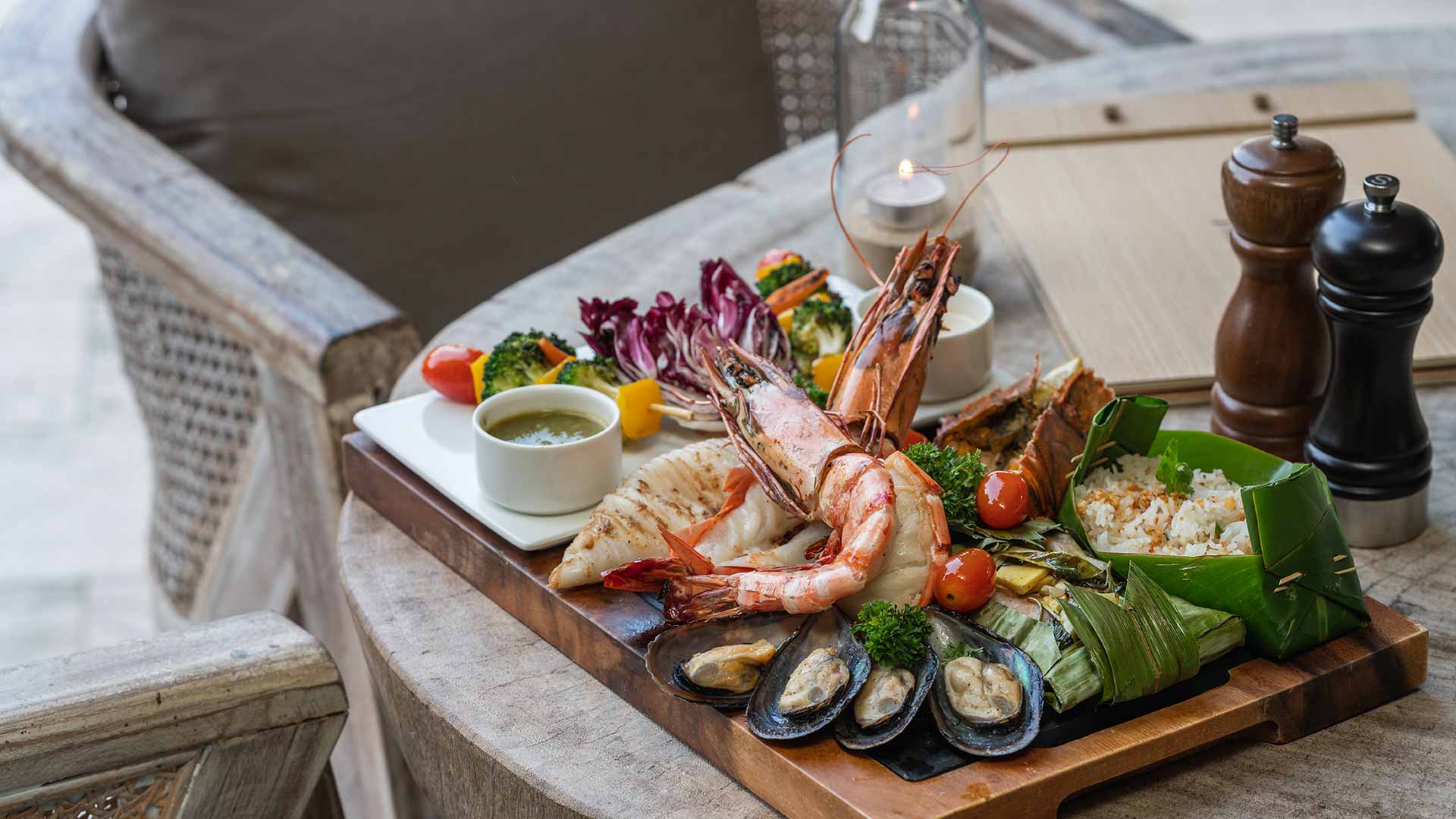 TreeHouse_Villas_E_Banner_1-(3)