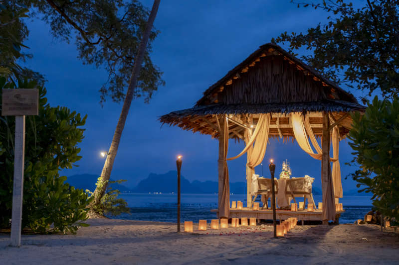 Candlelight dinner 1