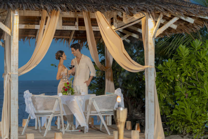 Candlelight dinner 4